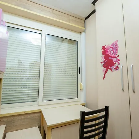 Tirent - Spacious 2-bedroom Near Liqeni I Thate * Тирана