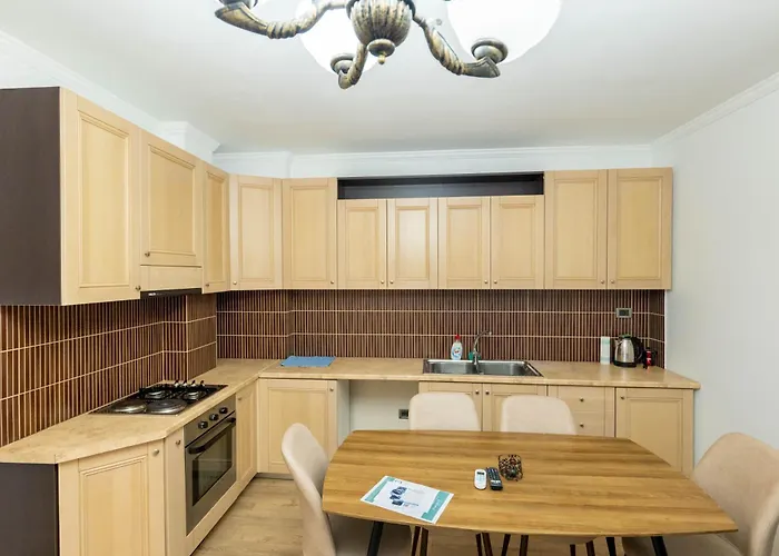 شقة Tirent - Spacious 2-bedroom Near Liqeni I Thate تيرانا