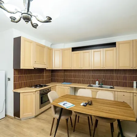 Apartman Tirent - Spacious 2-bedroom Near Liqeni I Thate Tirana