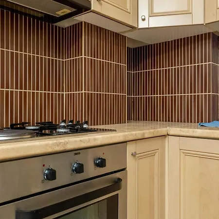 Tirent - Spacious 2-bedroom Near Liqeni I Thate 公寓 地拉那