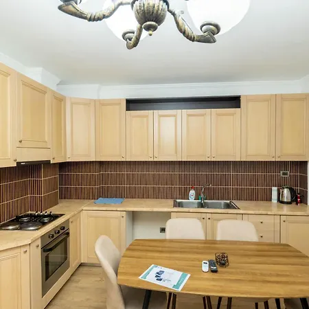 公寓 Tirent - Spacious 2-bedroom Near Liqeni I Thate 地拉那