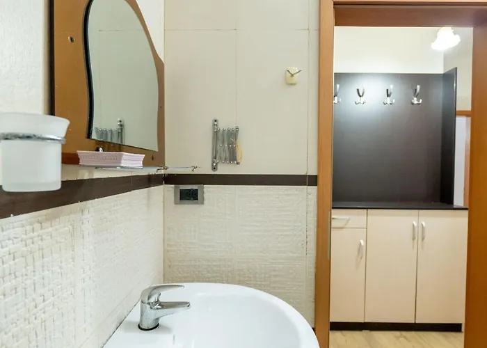 Apartmán Tirent - Spacious 2-bedroom Near Liqeni I Thate