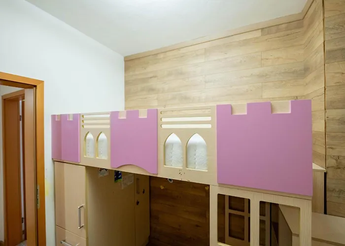 Tirent - Spacious 2-bedroom Near Liqeni I Thate Apartman *