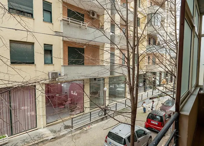 Apartman Tirent - Spacious 2-bedroom Near Liqeni I Thate Tirana